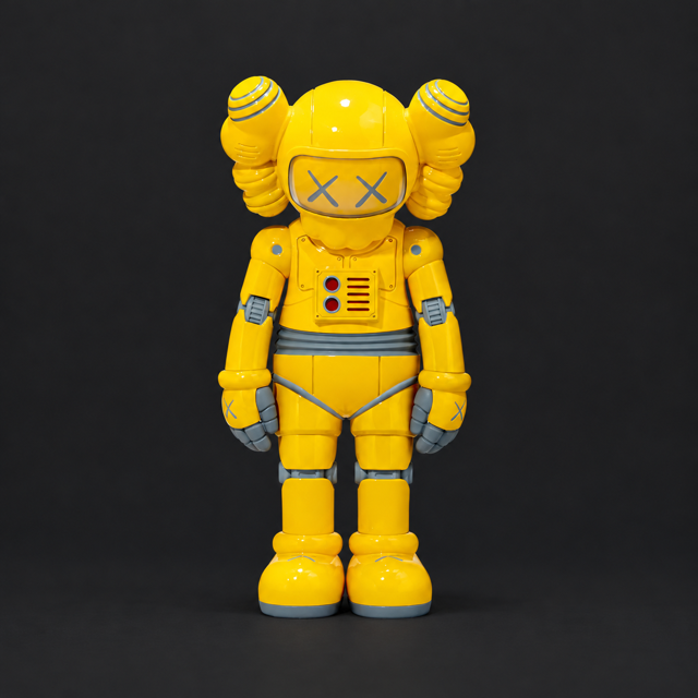 KAWS:HOLIDAY Hangzhou geel – voorkant