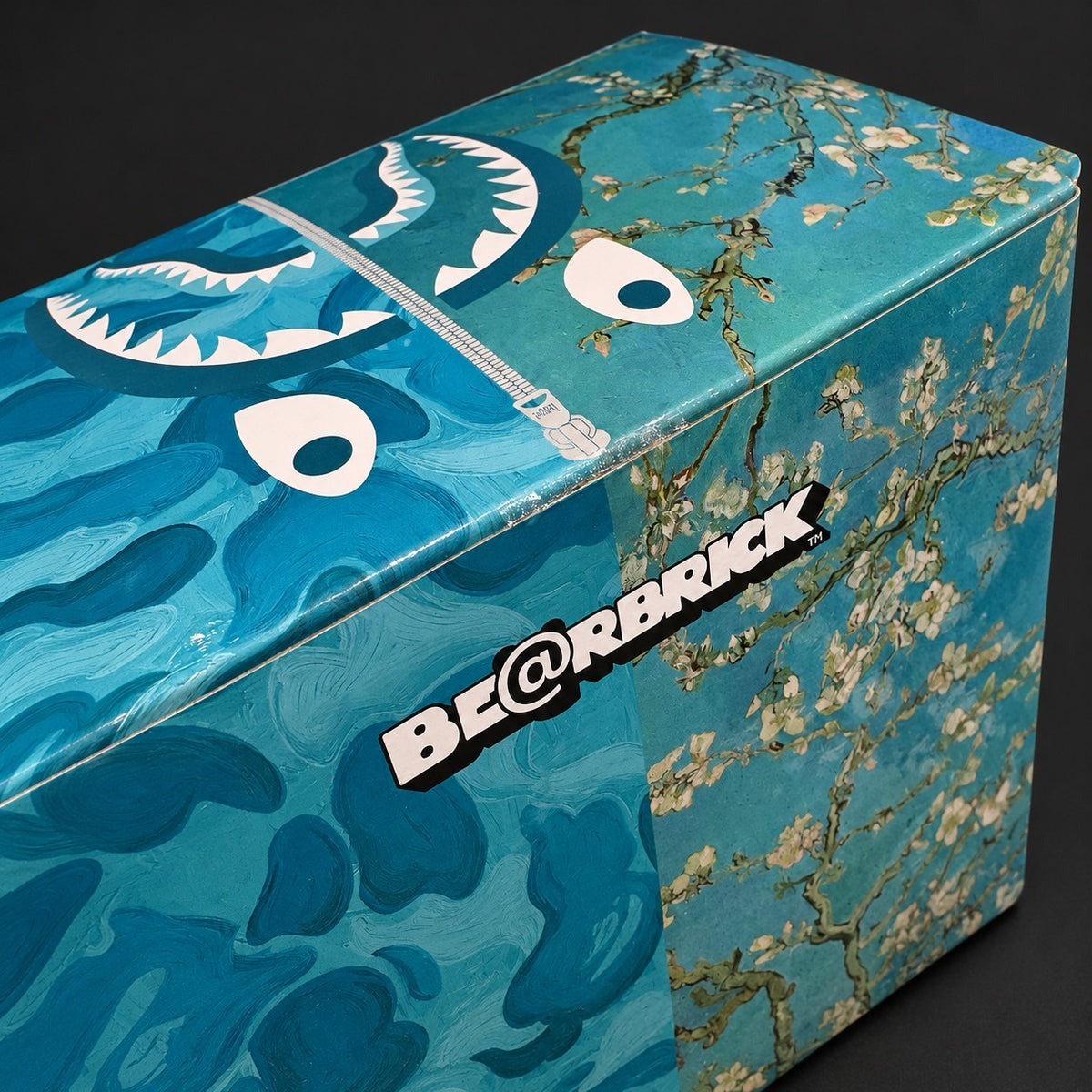 BE@RBRICK BAPE x Van Gogh Museum Almond Blossom Shark – photo 5